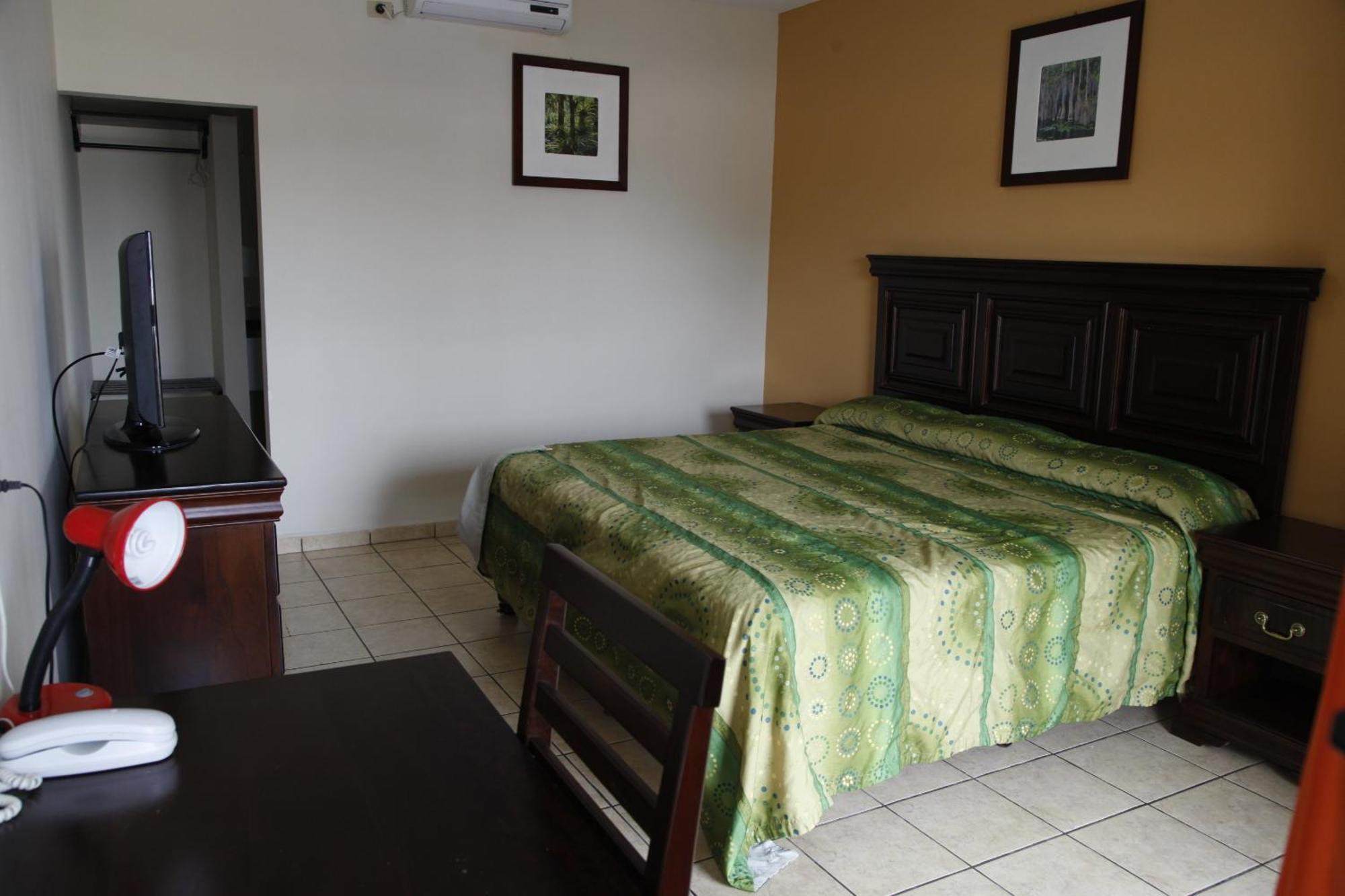 Apart Hotel Pico Bonito La Ceiba Zimmer foto